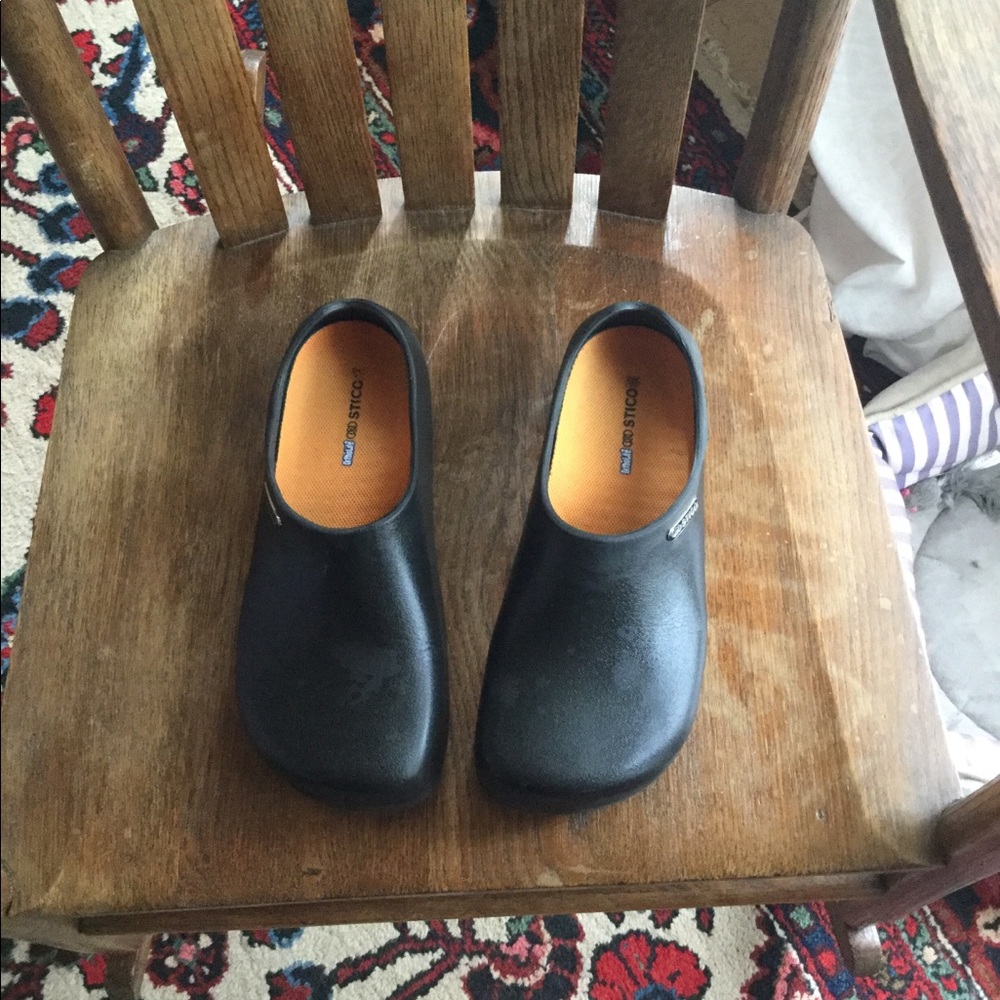 Stico chef or nurse shoes